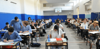 Maturità, al via il secondo giorno di esami: le tracce della seconda prova