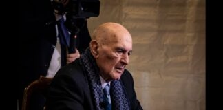 VIDEO Sopravvissuto Auschwitz, Sami Modiano al Senato incontra gli studenti: commozione e lacrime