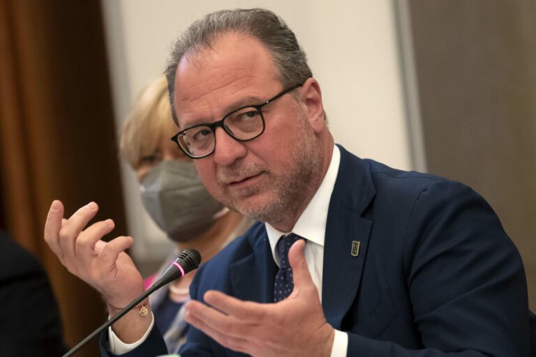 VIDEO LIVE CAMERA Mulé (FI): “Evitare abuso intercettazioni”. Sul taglio dei deputati: “Dannoso, scelta populistica”
