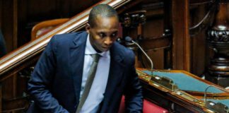 Camera, Soumahoro si iscrive al gruppo misto: “Deluso dai parlamentari di Alleanza Verdi-Sinistra”