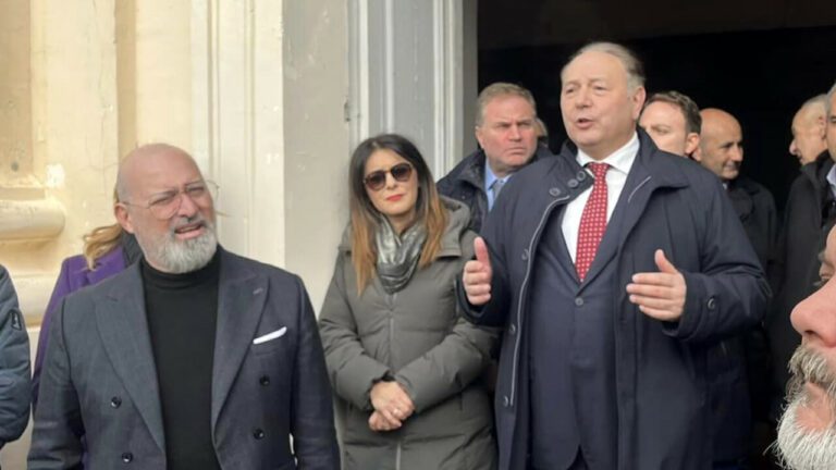 Pd Caserta, sindaci di Oliviero firmano a “loro insaputa” documento contro Boccia. Picierno e Graziano escano dal letargo