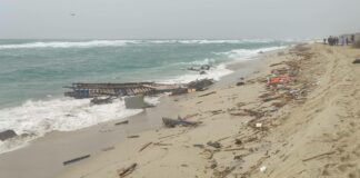 Naufragio barcone migranti, almeno 45 morti: anche neonati. Si temono 100 vittime