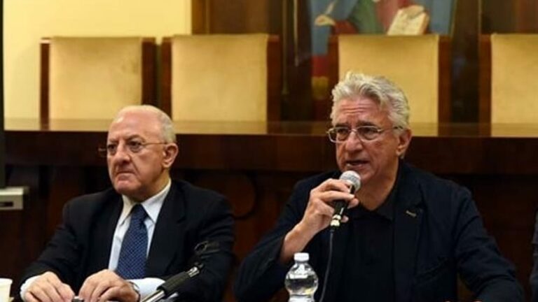 Salerno, prosciolti De Luca e Napoli. le motivazioni: “Clientele, non reati”