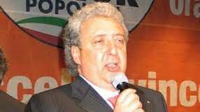 Casalesi: confiscati 2,5 milioni a Nicola Ferraro, ex consigliere regionale considerato legato al clan