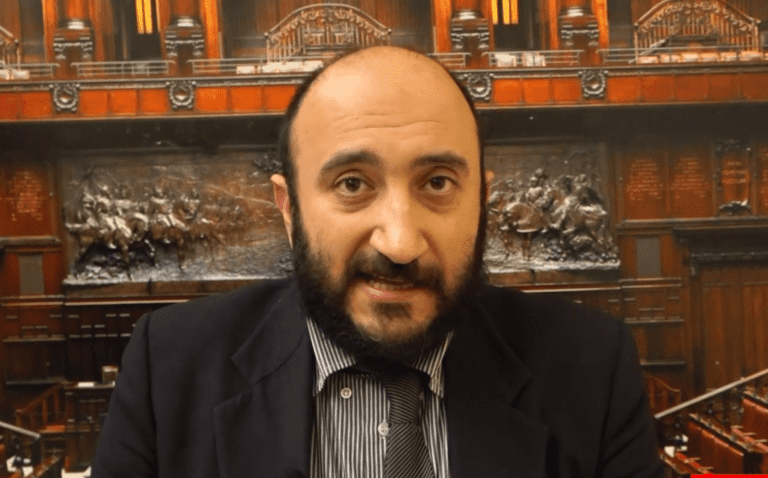 VIDEO INTERVISTA Calabria: “Pd all’opposizione aiuterà la Schlein, avrà tempo per rafforzare la sua leadership e per il campo largo”