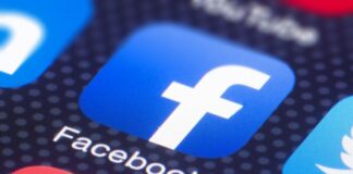 Facebook e Instagram in tilt, raffica di segnalazioni degli utenti