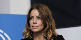 VIDEO LIVE CAMERA Migranti, Gardini (FdI): “Combattere lo schiavismo del terzo millennio”. E sulle case green: “Direttiva inattuabile”