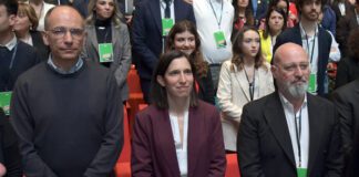 Pd, Schlein proclamata segretaria: Bonaccini eletto presidente. La leader dem: “Estirperemo capibastone e cacicchi”