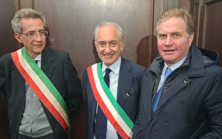Autonomia, sindaci del Sud a Napoli per dire no a riforma Calderoli. Graziano (Pd): “Sinergia con i Comuni per bloccare spacca Italia”