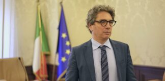 VIDEO LIVE CAMERA Santillo (M5S): “Governo ha abbandonato i più deboli, pasticcio su immigrati, malissimo sulle pensioni”