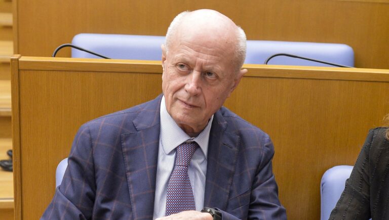 VIDEO INTERVISTA Tabacci: “Schlein novità importante”. E su Russia-Ucraina: “Berlusconi e Salvini amici di Putin, Italia marginale”