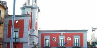 TUTTI I NOMI Casandrino, dimissioni in blocco, sciolto il consiglio comunale