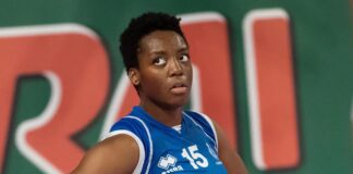 Ituma ha scritto arrivederci alla squadra prima di lanciarsi dal sesto piano dell’hotel