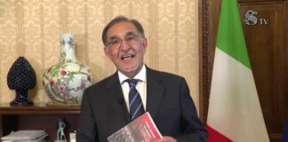 VIDEO Salone del Libro, La Russa: “I giovani non leggono, si deve intervenire per fare qualcosa”