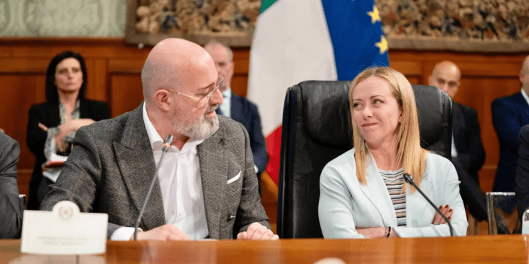 Alluvione in Emilia Romagna, Meloni a Bonaccini: “Stanziati 4,5 miliardi per la ricostruzione”