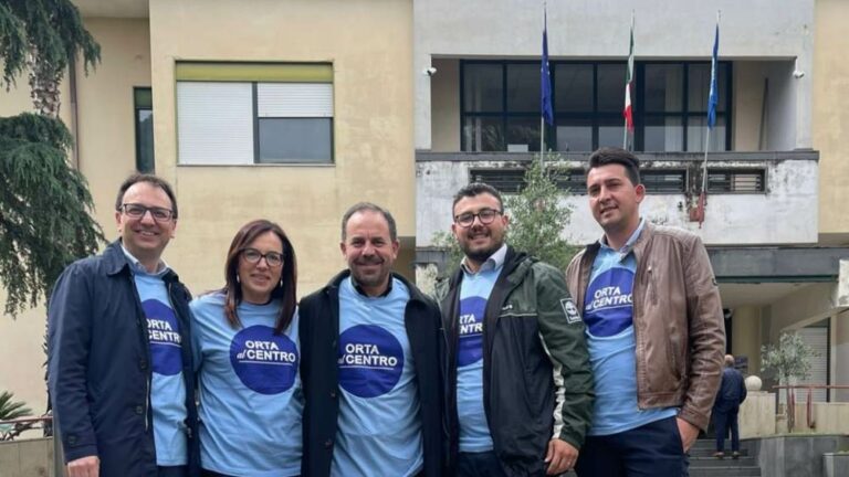 Orta di Atella, Del Prete Magò a un passo dalla giunta: che Coraggio! Capasso litiga con Villano: “Non voglio Anna Gaudino”