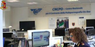 Pedofilia e pedopornografia, arrestato “l’uomo ombra” del darkweb: era ricercato da oltre 10 anni