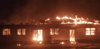 Uganda: terrore a scuola, almeno 25 morti