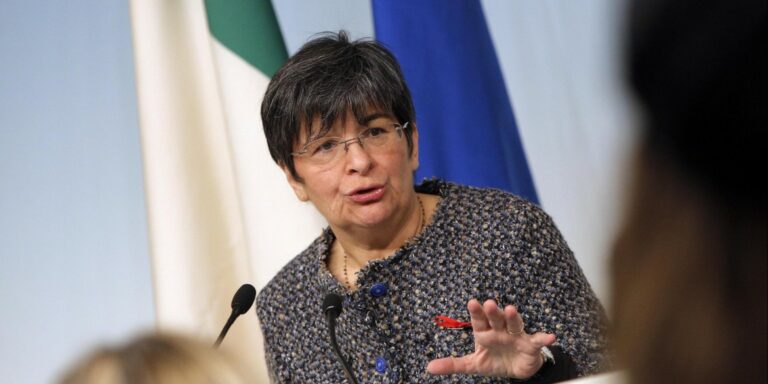Reddito cittadinanza, Guerra (Pd): “Ministra Calderone incapace di dare risposte alle famiglie espulse”