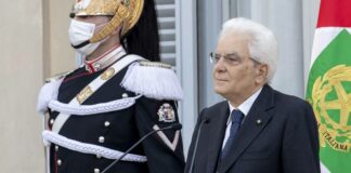 Festa della Repubblica, Mattarella: “Valori della Costituzione continuano a guidarci”