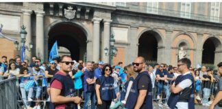 Napoli, un bimbo di 4 anni e un 14enne “scompaiono” nella festa scudetto: ritrovati dalla Polizia metropolitana