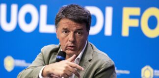 Gaeta, Renzi riunisce 300 giovani ma i protagonisti sono gli esponenti del Pd