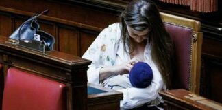 VIDEO INTERVISTA Gilda Sportiello, prima deputata ad allattare in aula alla Camera: “Giorno importante per le donne”