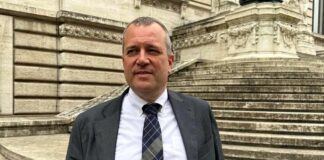 VIDEO LIVE CAMERA Riforma costituzionale, Urzì (FdI): “L’opposizione fa solo polemiche, serve un premier più forte”