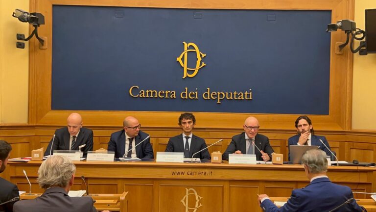 Fratelli d’Italia presenta alla Camera proposta di legge a sostegno del settore Horeca