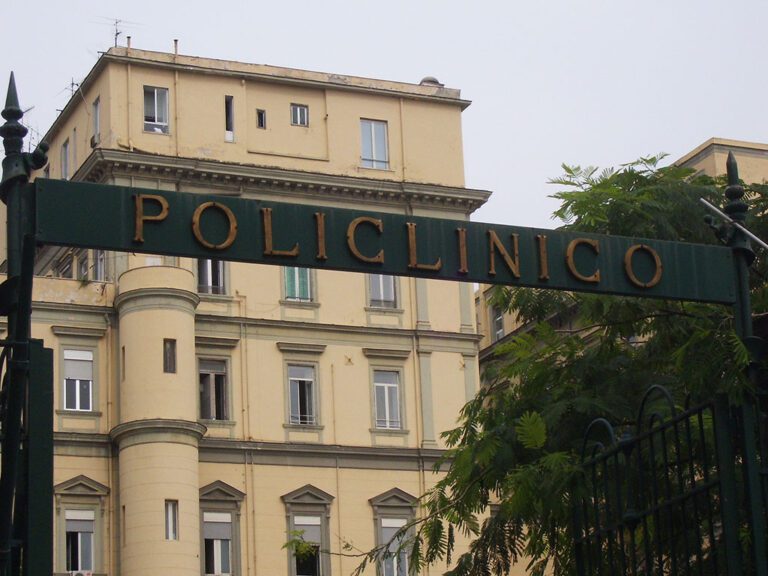 Napoli, attacco hacker ospedale Vanvitelli: reti ancora bloccate