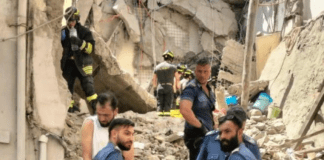 Crollo palazzo a Torre del Greco, 25 persone indagate
