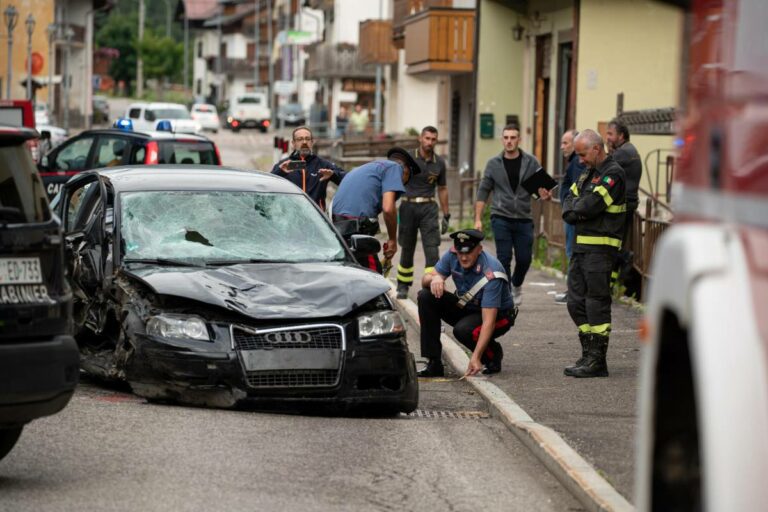 Famiglia travolta da un’auto a Belluno, tra le ipotesi anche l’investimento volontario