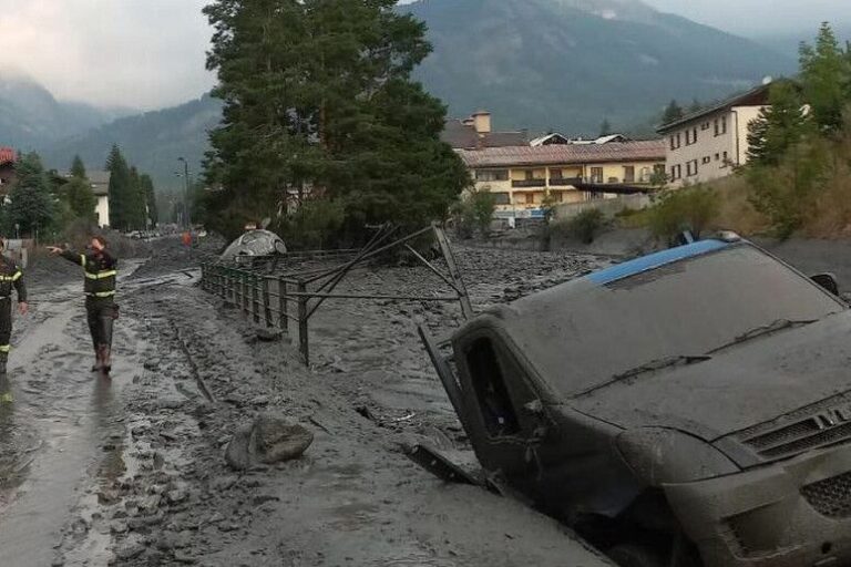 Bardonecchia travolta da tsunami di fango e detriti: rintracciati 5 dispersi