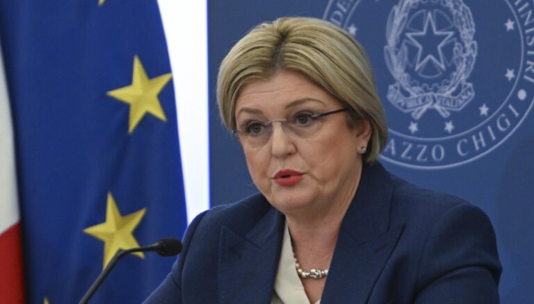 Assegno di inclusione, Calderone: “Anche per donne vittime di violenza”