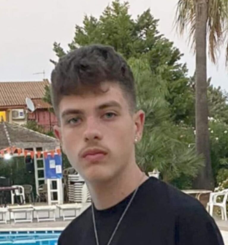 Aversa e Teverola in ansia per Ivan Mattiello, 18enne scomparso da due giorni: l’appello del sindaco