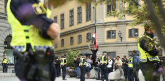 La Svezia aumenta allerta per minaccia terroristica, passa dal livello 3 al 4: conferenza stampa della polizia alle 13