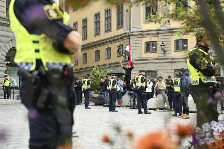La Svezia aumenta allerta per minaccia terroristica, passa dal livello 3 al 4: conferenza stampa della polizia alle 13
