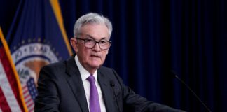 Fed, Powell: “Inflazione negli Usa rimane troppo alta, pronti ad alzare ancora tassi se necessario”