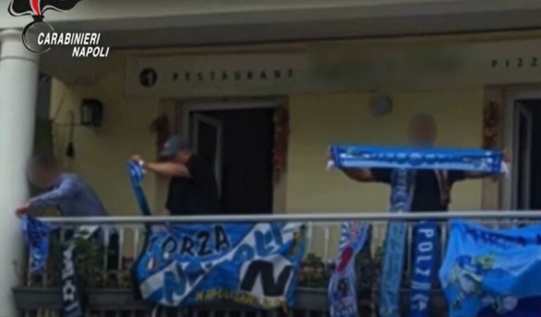 Napoli, latitante da 11 anni arrestato in Gracia: tradito da una foto per la festa scudetto del Napoli