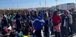 Patto Ue sulla migrazione, Orban: “Idea folle, non lo permetteremo”. Meloni scrive ai partner di EuMed9: “Sui migranti, rapidi e coesi”