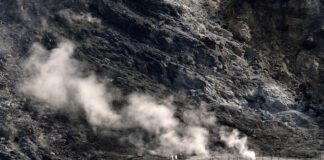 Terremoto ai Campi Flegrei, nuovo sciame sismico: “Nessuna criticità nelle zone interessate”