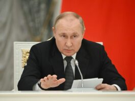 Putin: “Non escludiamo di colpire chi ha dato i razzi a Kiev, il conflitto è mondiale con i missili sulla Russia”