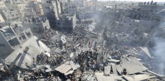 Guerra in Medio oriente, raid israeliano su una tendopoli: “Almeno 40 morti”