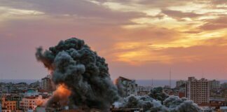 Hamas accetta l’accordo per il cessate il fuoco, ma Israele prende il controllo del valico di Rafah