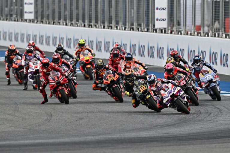 MotoGP Thailandia: vittoria capolavoro di Martin, Bagnaia 2° dopo la penalità di Binder