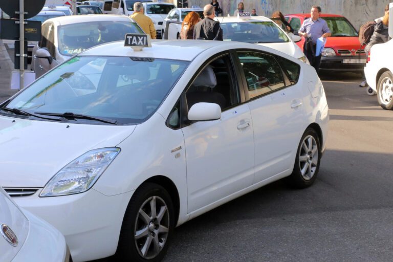 Usb: “Il 10 ottobre sciopero dei taxi, no al decreto asset”