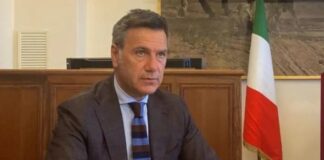 VIDEO LIVE CAMERA Decreto bollette, Testa (FdI): “Governo con famiglie e imprese. M5S, debito di 170 miliardi”