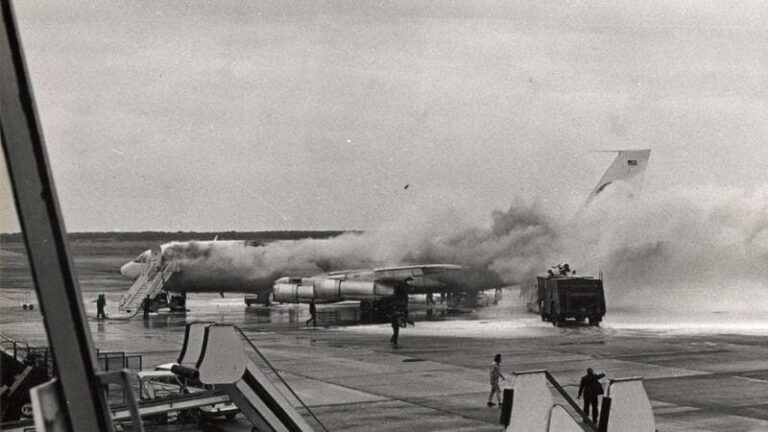 A 50 anni dall’attentato all’aeroporto di Fiumicino, Mattarella: “Il terrorismo uccide i valori dell’umanità”