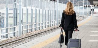 Eurostar cancella tutti i treni da e per Londra, migliaia di passeggeri bloccati