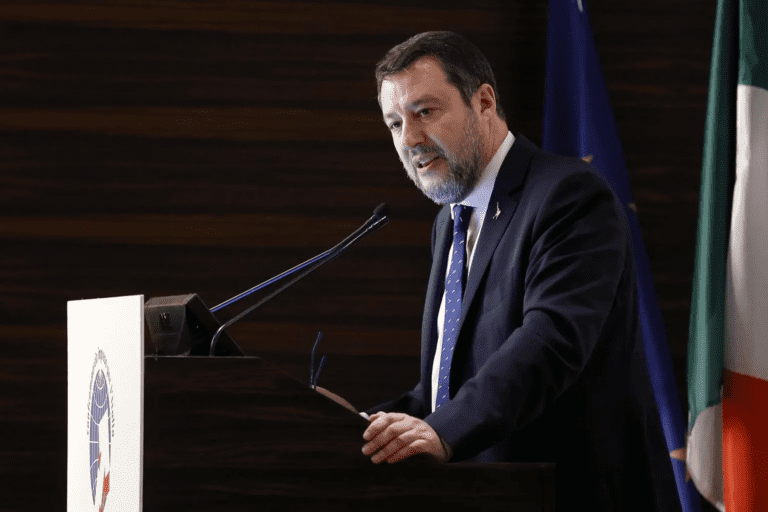 La Camera respinge la mozione di sfiducia a Salvini: 211 voti contrari, 129 favorevoli. Domani il voto su Santanchè